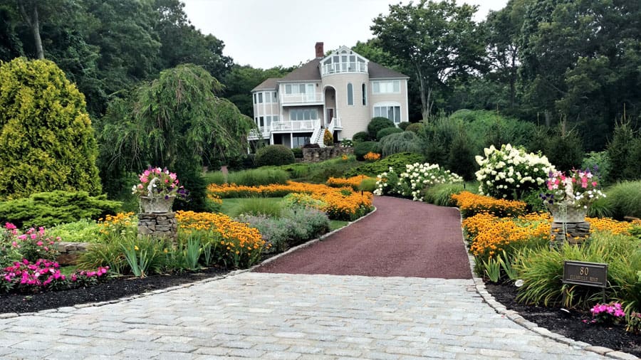 driveway landscaping, Horticultural Concepts, Braintree MA